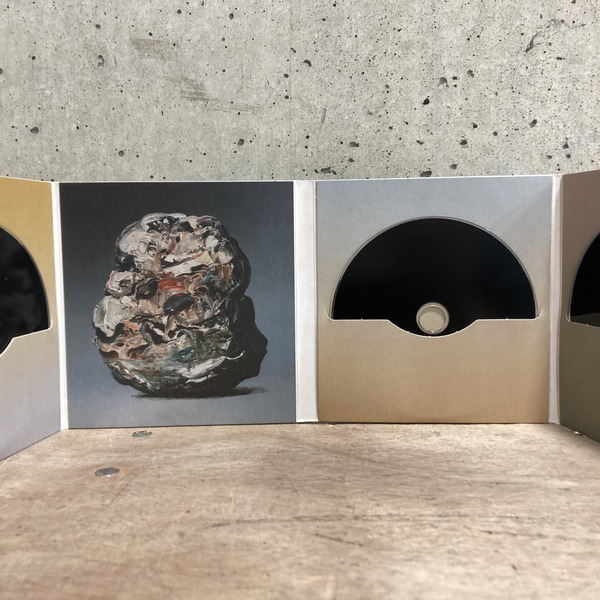 CARETAKER / EVERYWHERE AT THE END OF TIME STAGE1-3の中古CD入荷