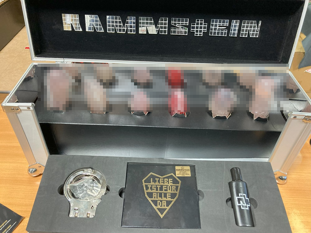 【RARE! L CASE】 RAMMSTEIN / LIEBE IST Amazon.de:Liebe Ist Für Alle Da – Deluxe Edition (limitiert)
