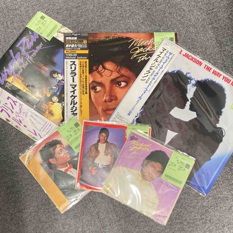 マイケル・ジャクソン スリラー レコード　国内盤　輸入盤　2組 マイケル・ジャクソン国内盤レコード入荷！ : ディスクユニオン川崎店