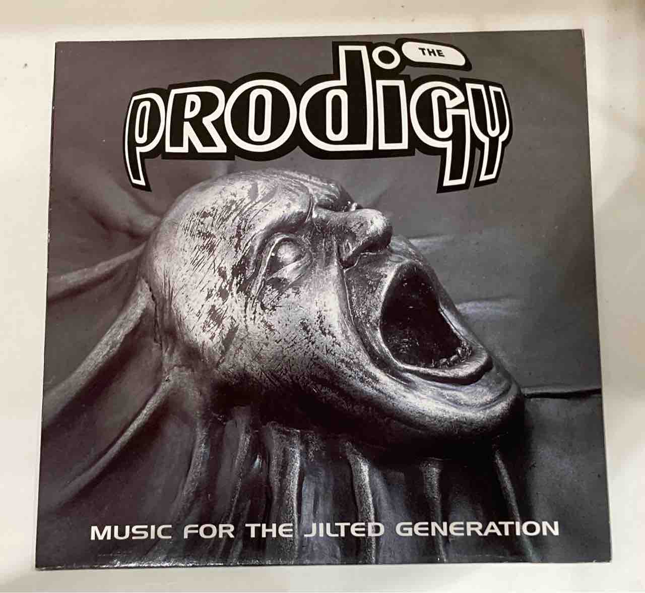 中古】来日間近のTHE PRODIGY3タイトル入荷！ : ディスク