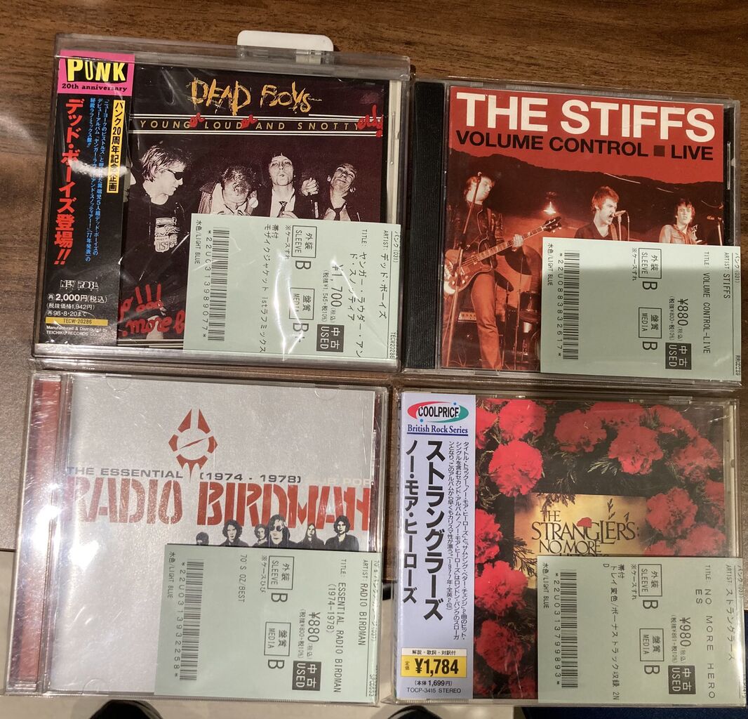 12/22(月)PUNK 中古CD新着品！！STIFFS、DEAD BOYS、DISCHARGE