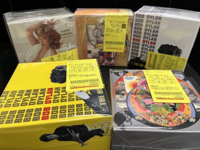 4/15(火)【新着中古】紙ジャケBOX多数店頭展示中です