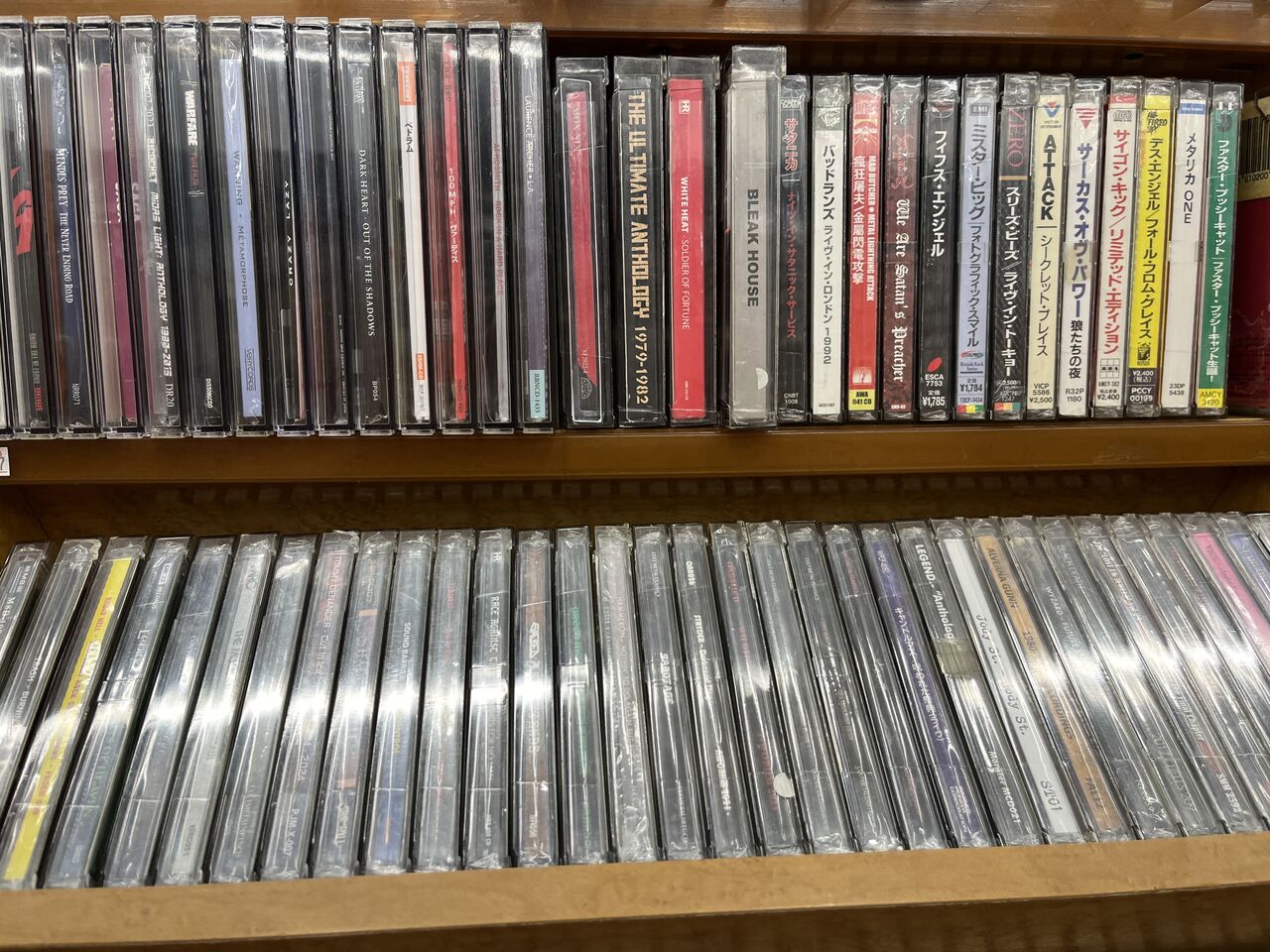 中古新入荷】メタルCD約200点店頭展示いたしました！ : ディスク