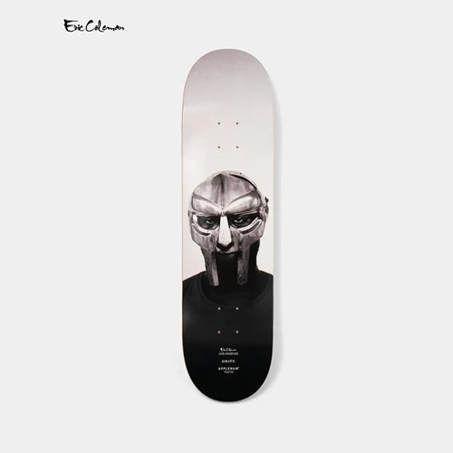 ○新品入荷情報○MF DOOMのポートレートをフロントに配した APPLEBUM