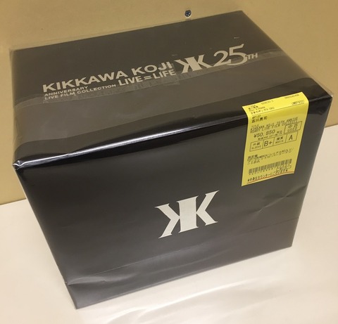 中古新入荷】吉川晃司のデビュー25周年記念14枚組DVD豪華 中古新入荷】吉川晃司のデビュー25周年記念14枚組DVD豪華