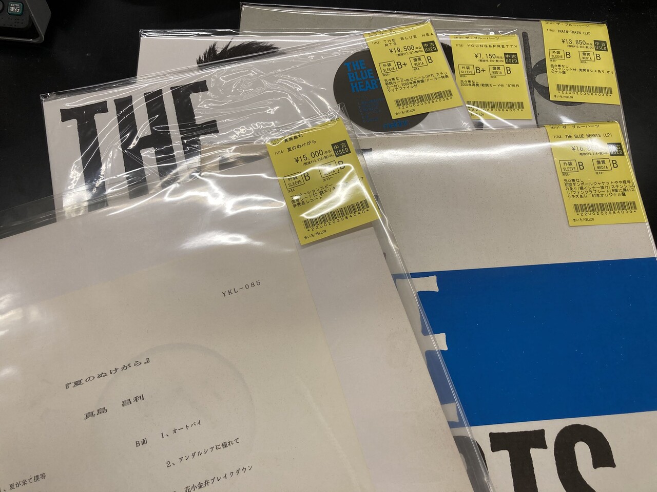 ☆中古新入荷情報☆】ザ・ブルーハーツ、真島昌利のLPがまとまって入荷
