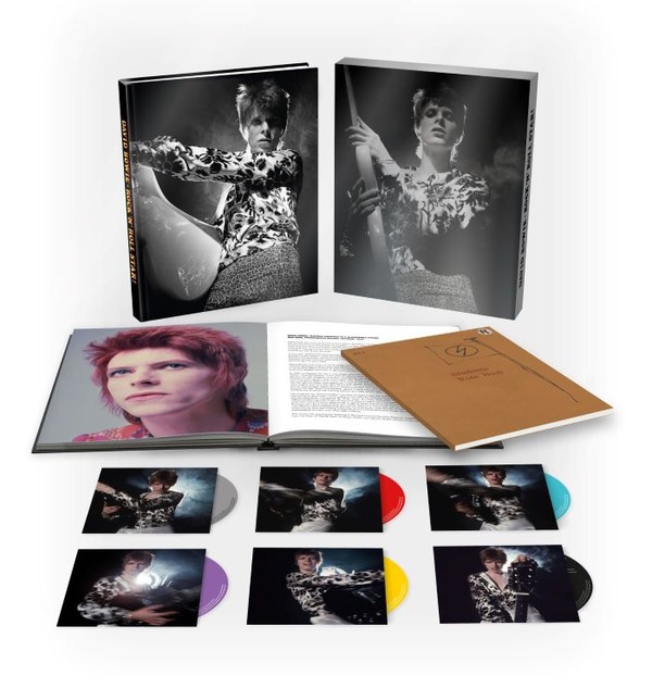 DAVID BOWIE、ジギー・スターダスト前後の1971-72年のボウイを紐解く