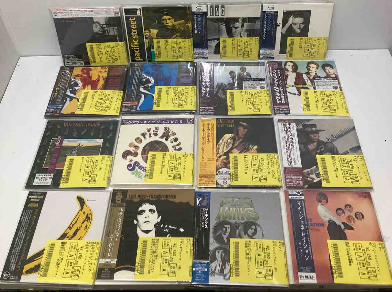 トーキング・ヘッズ』『U2』『キング・クリムゾン』『プリンス』中古紙 