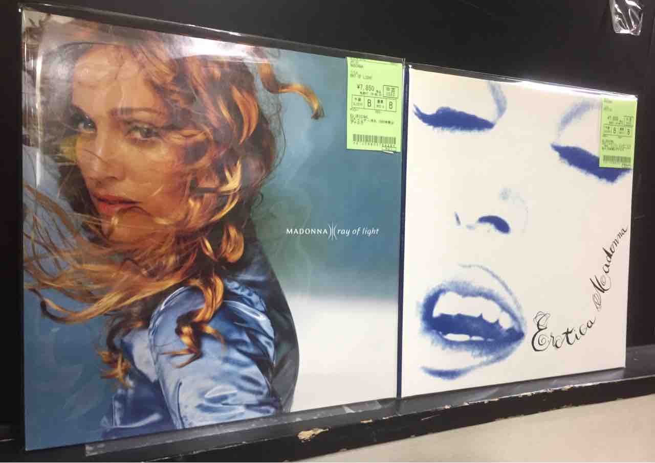 マドンナ』中古レコードどど~んと80枚超入荷いたしました マドンナ』中古レコードどど~んと80枚超入荷いたしました