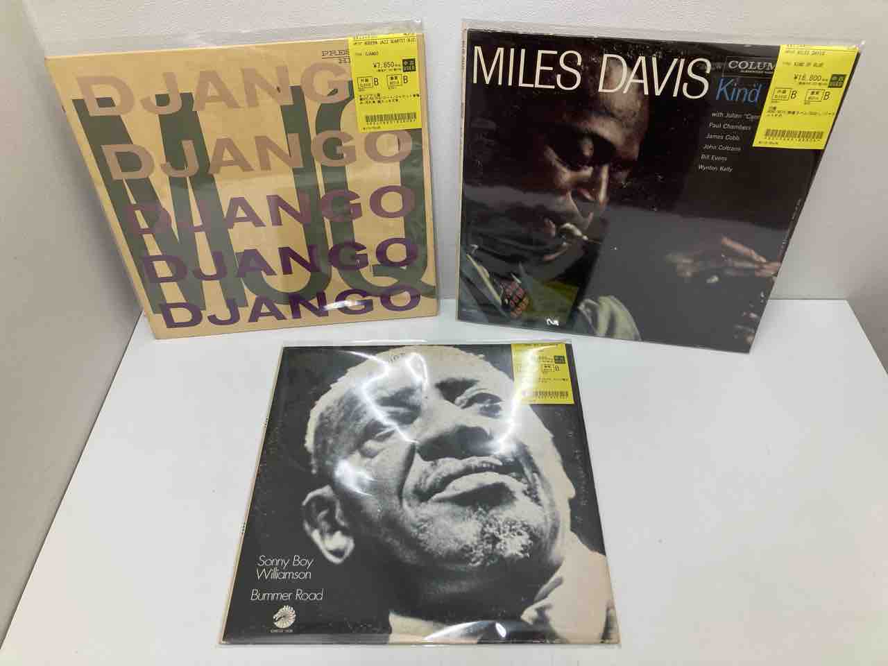 KENNY BURRELL、MILES DAVISなどJAZZ中古レコードがまとめて入荷いたし