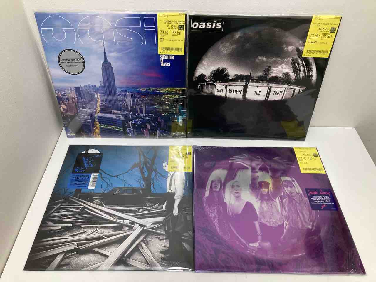 OASISやPAUL WELLER、HIGH LLAMASなど中古ロックレコードが入荷いたし