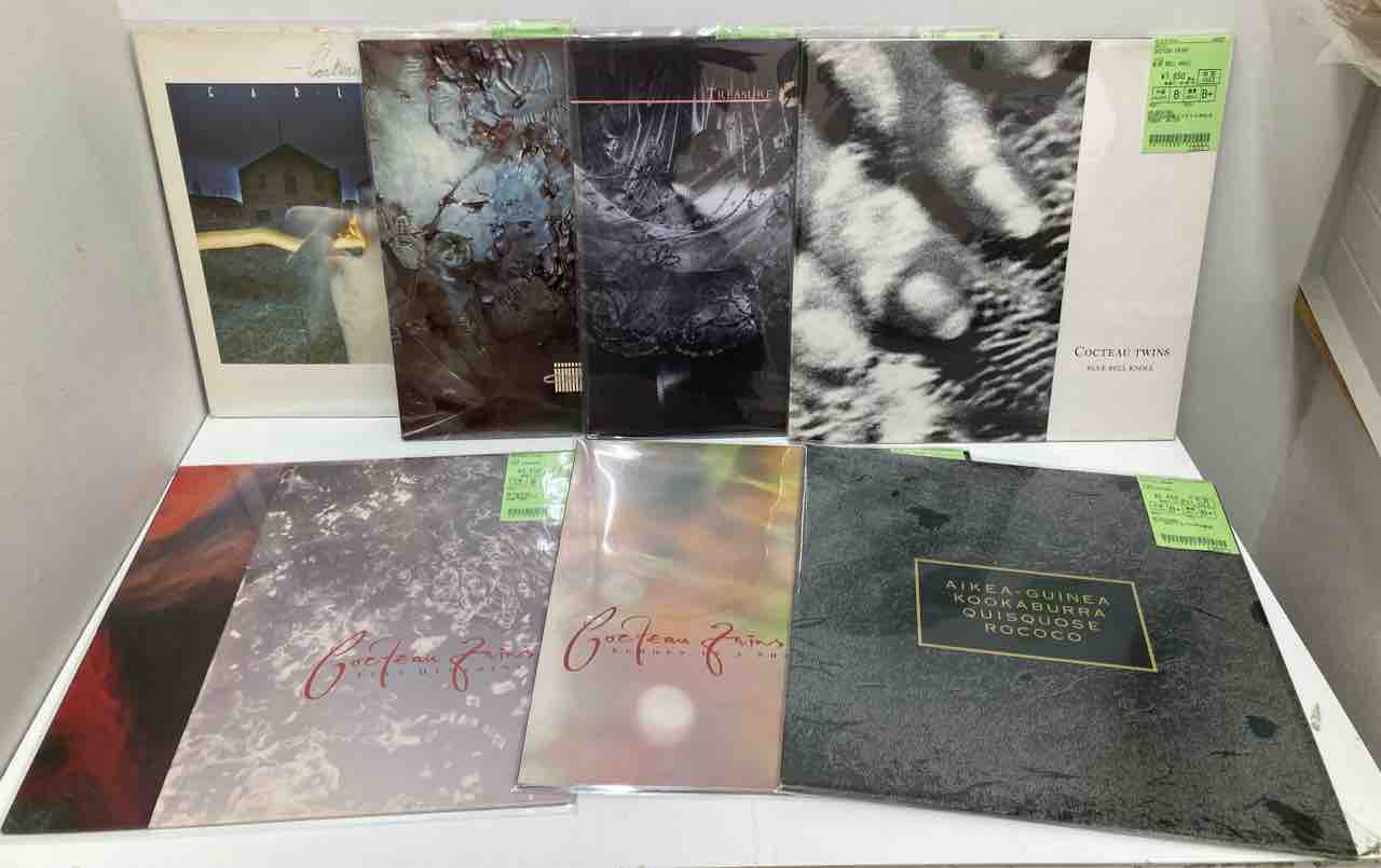 COCTEAU TWINS』のレコードまとめて入荷いたしました