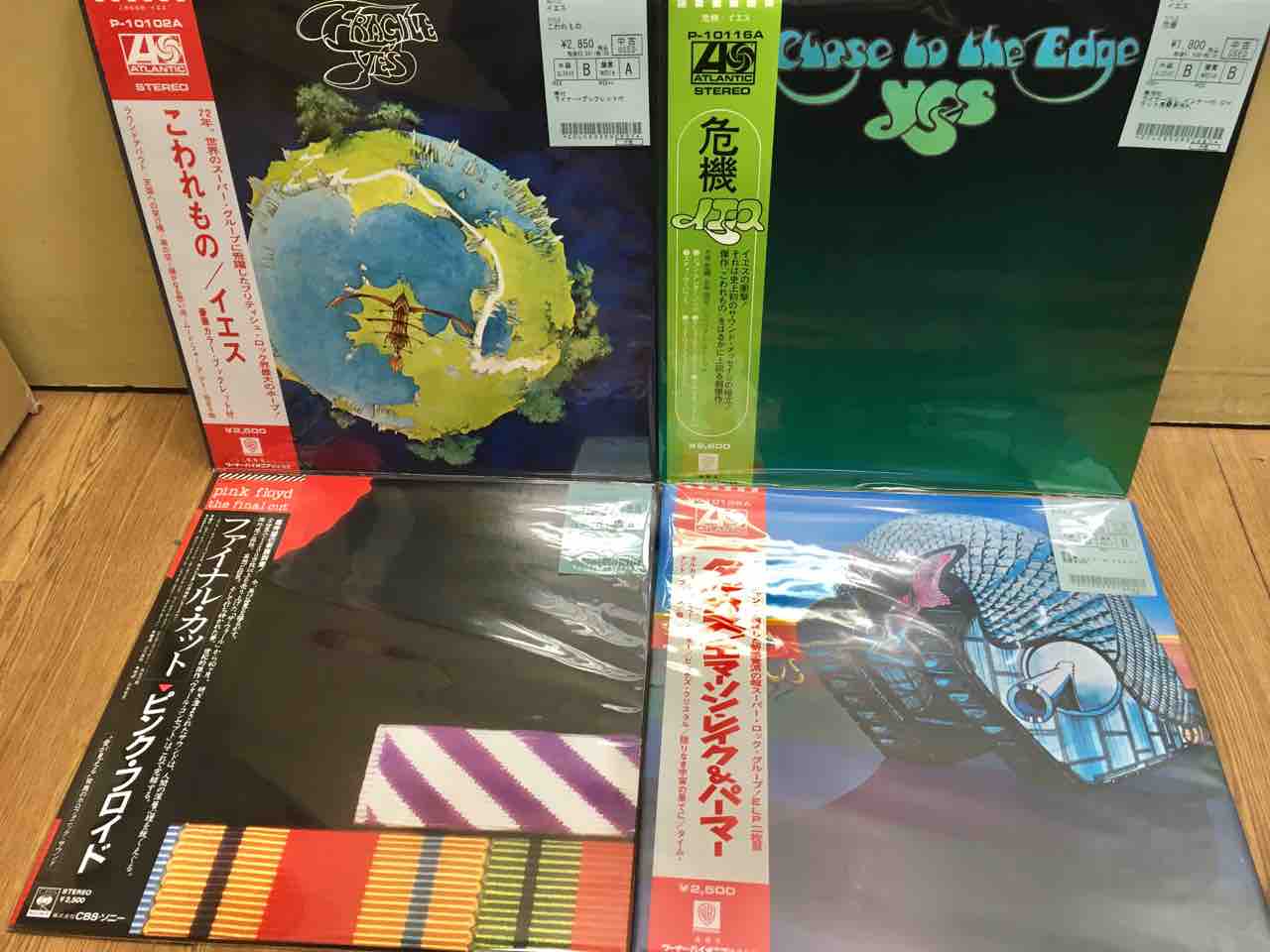 キングクリムゾン YES ピンクフロイド CD29枚 帯付 国内盤 10/23(日)キング・クリムゾン、イエス他 国内盤帯付レコード一挙入荷