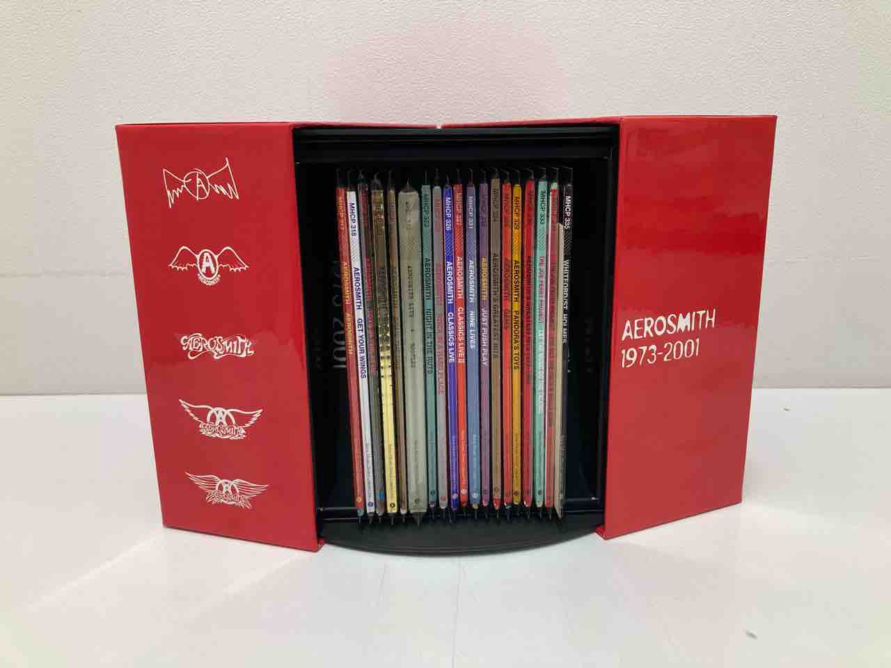 エアロスミス【 紙ジャケ１９タイトル】＋スペシャルBOX＋当選品＋リーフレット エアロスミス 紙ジャケットCD19タイトル中古BOXが入荷いたしました