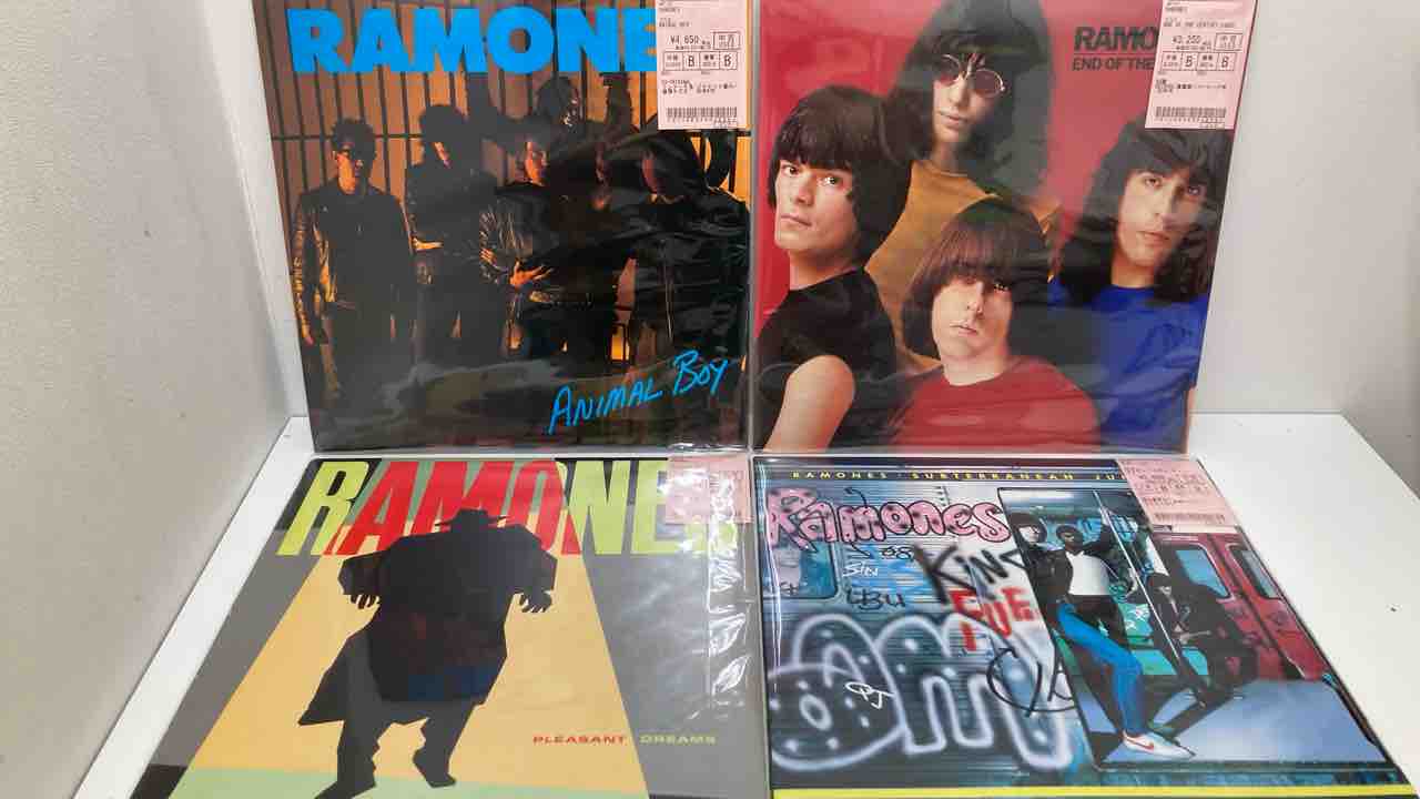 RAMONESのLP各種や70's PUNK/POWER POP名作など、新着PUNK中古