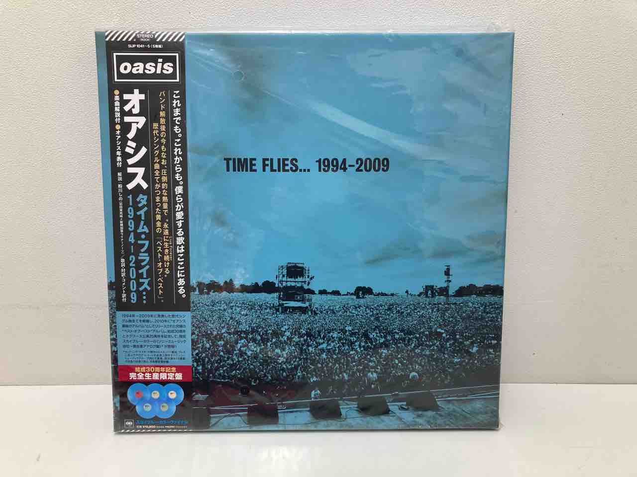 oasis〉タイム・フライズ…1994-2009 5LP 中古BOX 入荷いたしまし oasis〉タイム・フライズ…1994-2009 5LP 中古BOX 入荷いたしまし