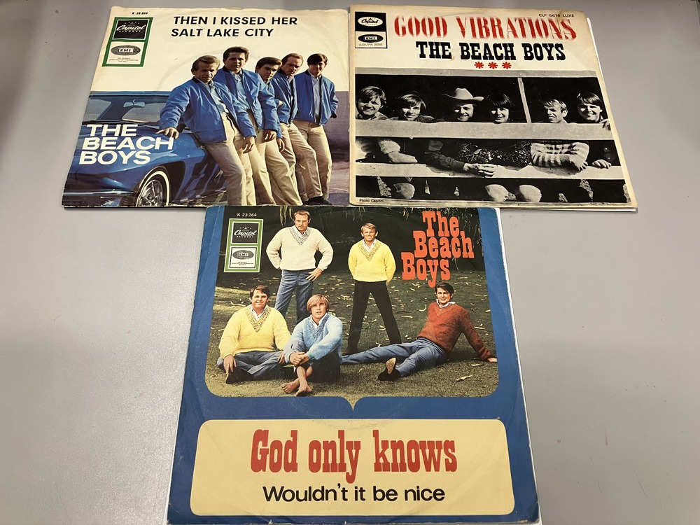 ビーチ・ボーイズ、各国盤独自ピクチャースリーヴ付、名曲7