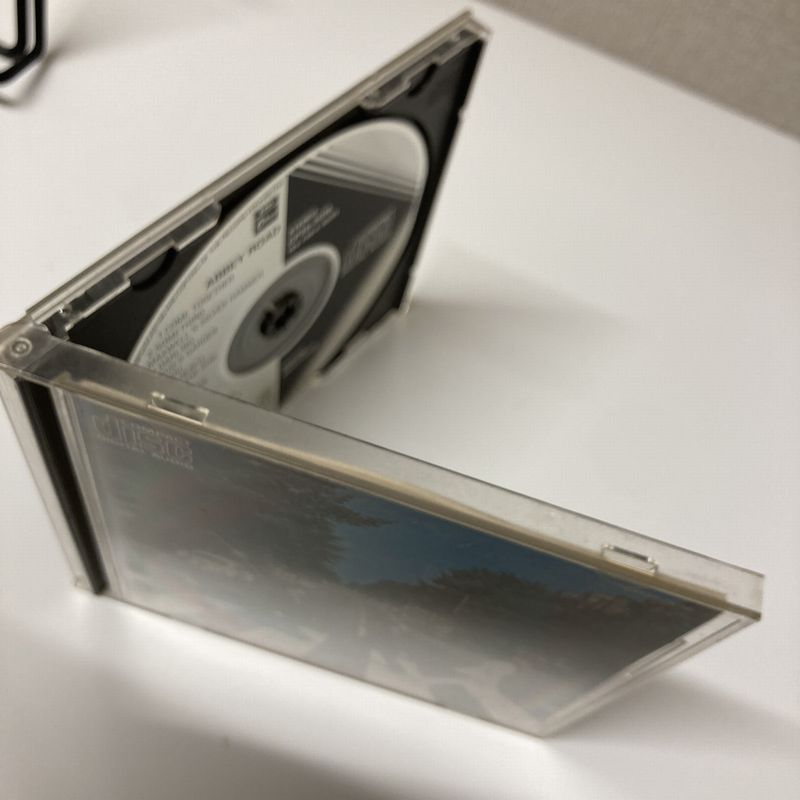 激レア！「アビーロード」ビートルズ世界初発のCDにして回収盤、稀少