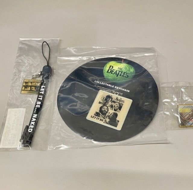 ビートルズ関連グッズ ご好評により、数量限定で受注再開 ザ・ビートルズのアクリルスタンド