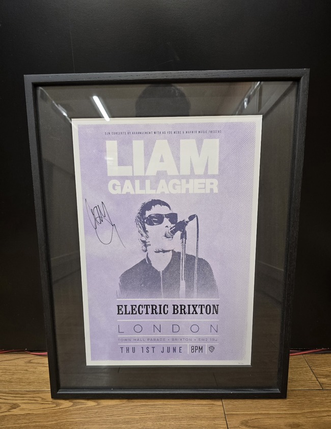 LIAM GALLAGHER Signed Tour Poster、RADIOHEAD/PROMO POSTER 額装品
