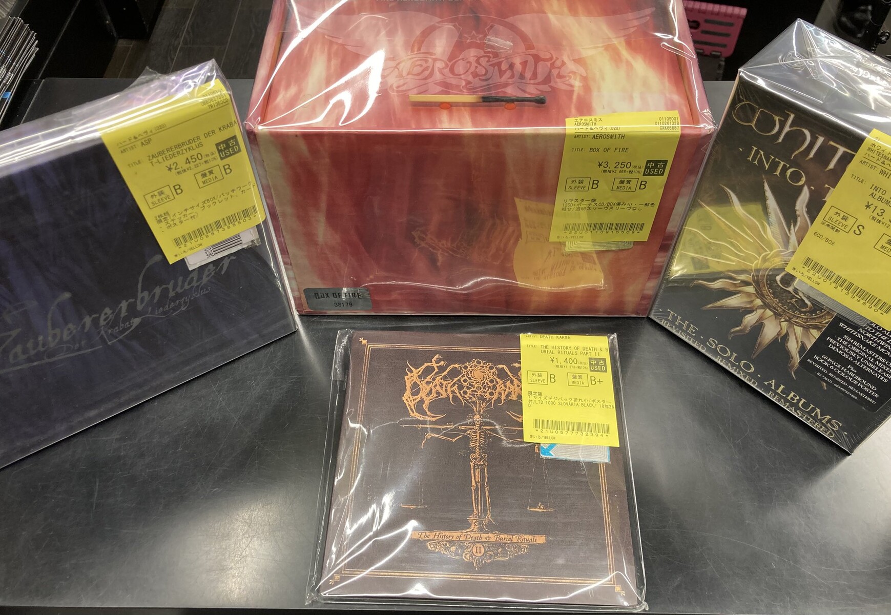 WHITESNAKE、AEROSMITH、RUSH、RAINBOWなどのBOXセットが入荷しました