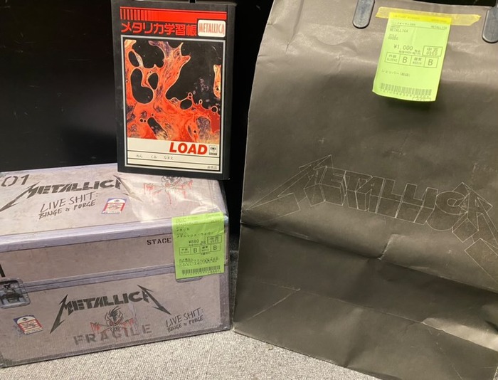 METALLICAファン必見、 ボックスや学習帳合わせて3点入荷！ : ディスク