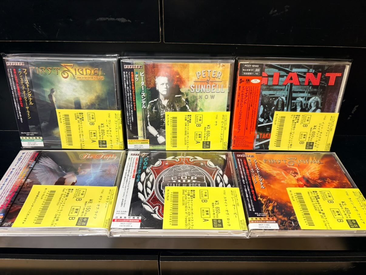 TREAT,新品未開封,国内盤,メロハー,トリート,DVD付き,デラックス盤 CD TREAT,新品未開封,国内盤,メロハー,トリート,DVD付き,デラックス盤
