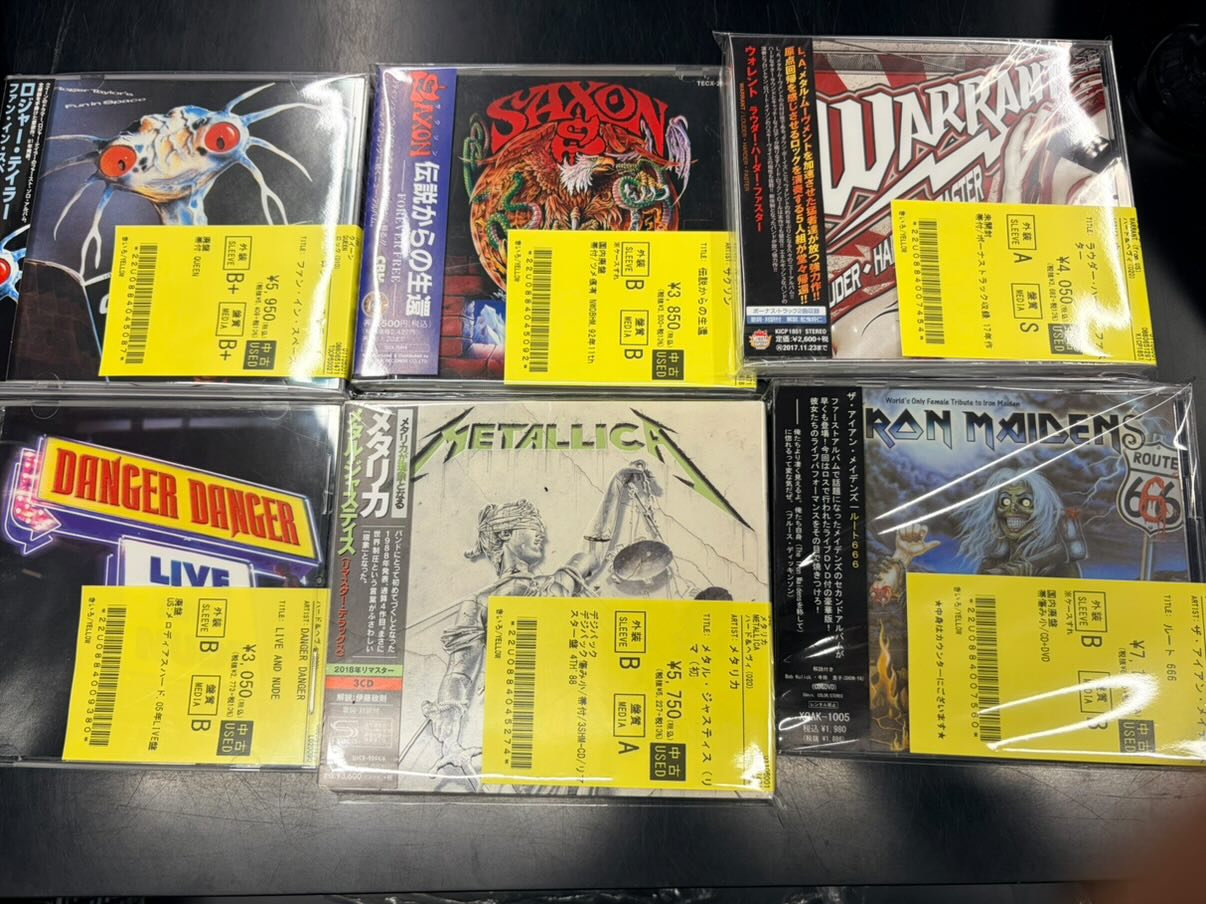 Iron Maiden サイン入りCD Iron Maiden サイン入りCD レア Iron Maiden サイン入りCD アイアン