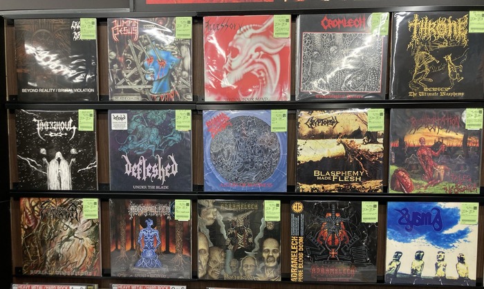 初期デスメタル名作の再発盤～近年オールドスクールデス作の中古LPが