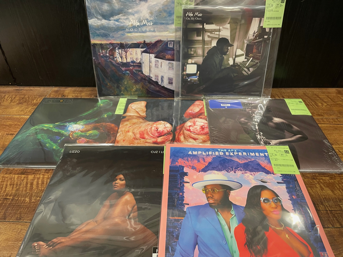 ◎6/3(水) HIP HOP・CLUB・NEW REC. 新着中古レコード70枚放出