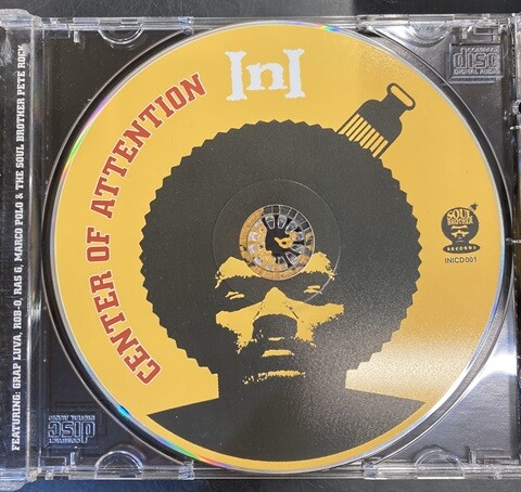 洋楽 [InI] CENTER OF ATTENTION CD hqdefault.jpg?sqp=-