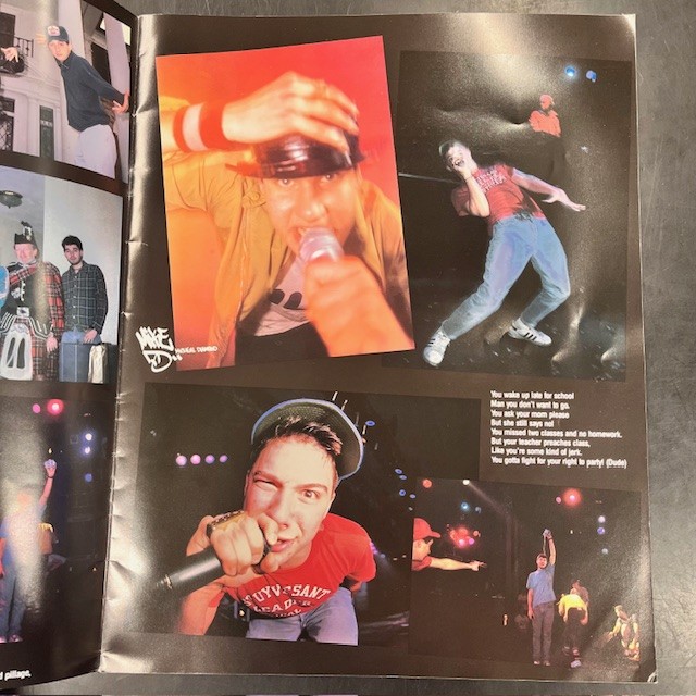 CD、切り抜き、写真、パンフなど11点 CD、切り抜き、写真、パンフなど11点 価格入リスト公開