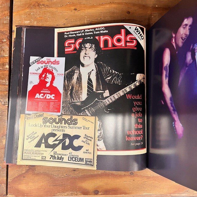 AC/DC「BACKTRACKS(AMP VERSION BOX SET)」入荷！ : CD・レコード 販売/買取 ディスクユニオン大阪店