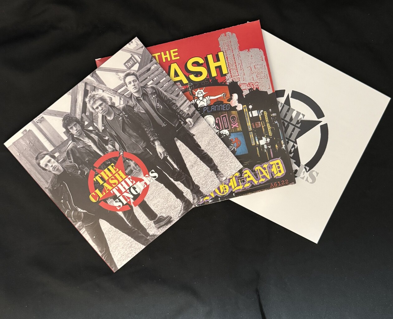 the Clash シングルセット 1977-1979 7インチ8枚BOX the Clash シングルセット 1977-1979 7インチ8枚BOX Amazon.co