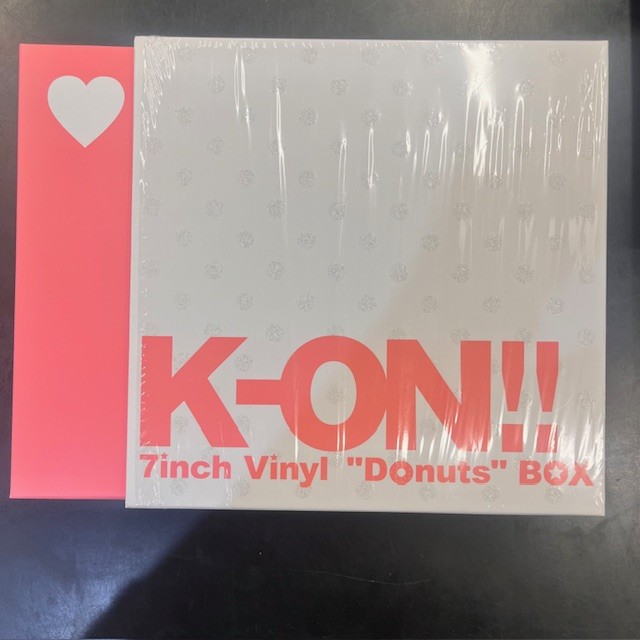 セール 登場から人気沸騰 希少!!!】「K-ON!!  Vinyl 7inch その他