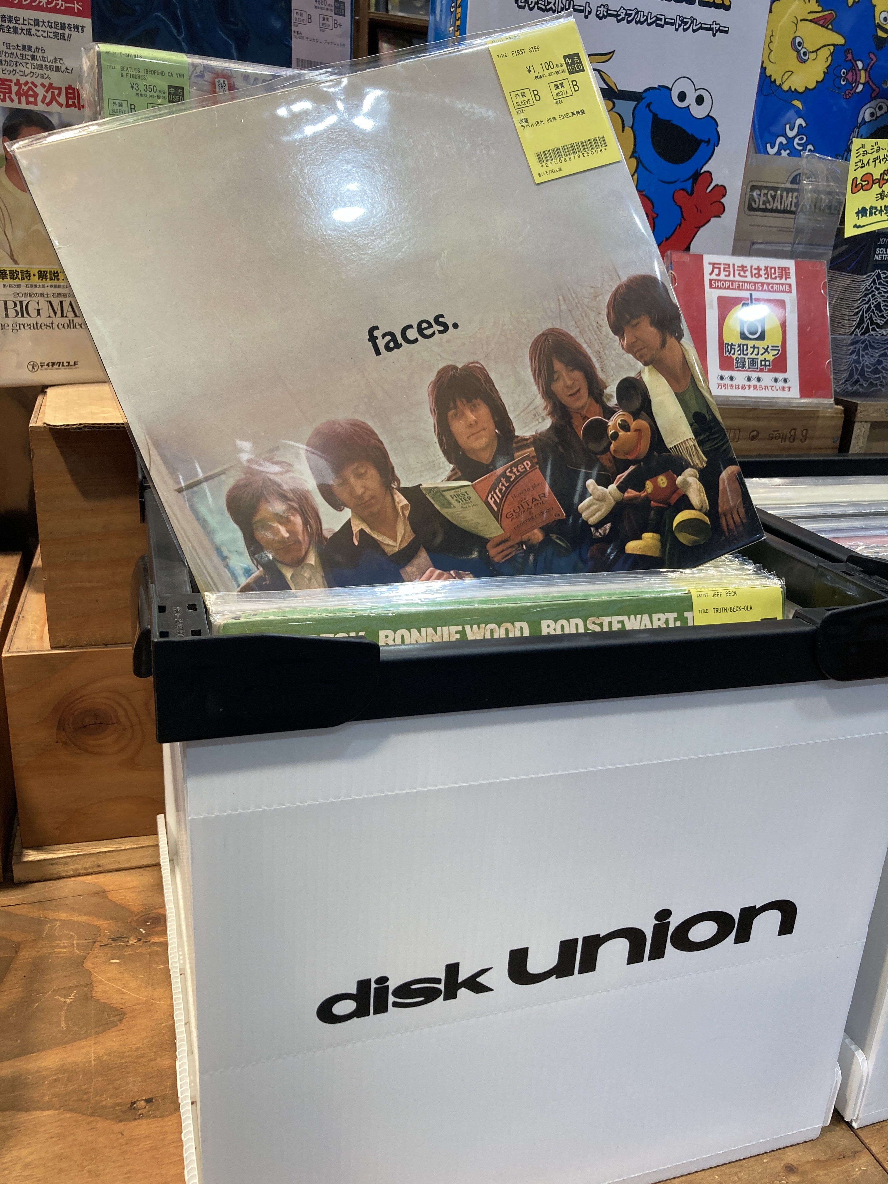 中古レコード/ROCK】お買い求め易いリイシュー盤などロック定番