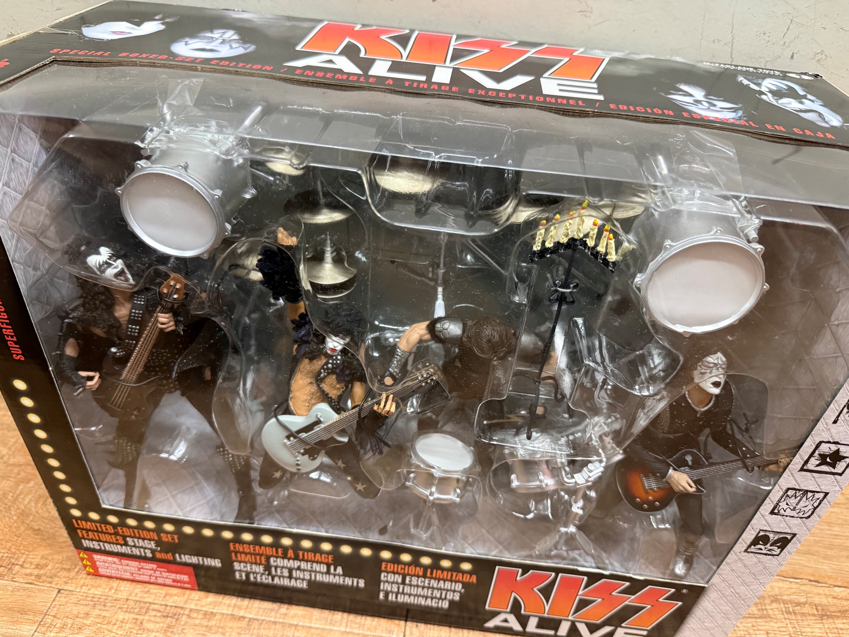 9/19(土) KISS地獄大全 & フィギュア他、マニア垂涎のMETALフィギュア