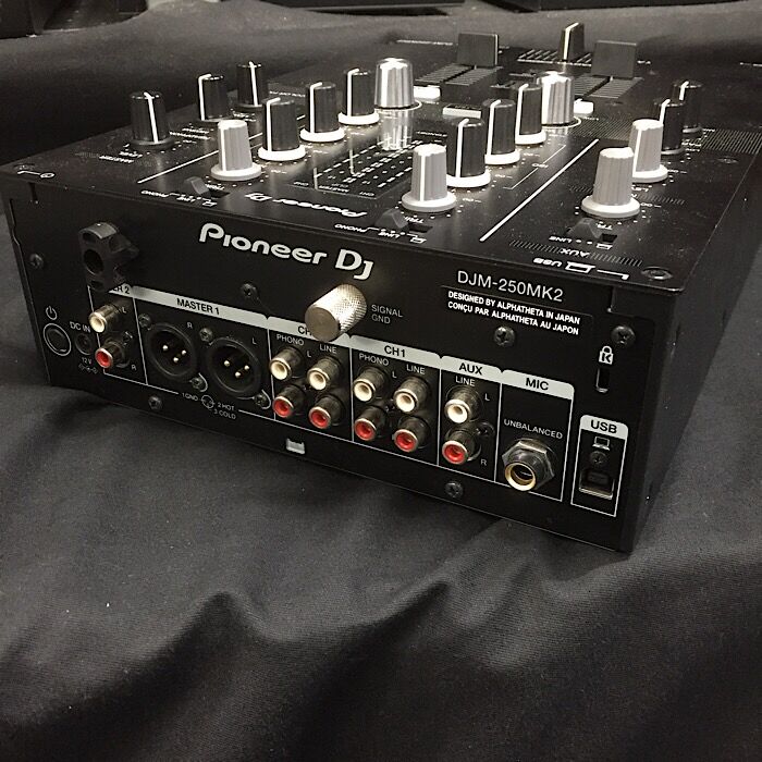 TECHNICSからヘッドフォン「EAH-DJ1200」&PIONEER DJからMIXER TECHNICSからヘッドフォン「EAH-DJ1200」&PIONEER DJからMIXER