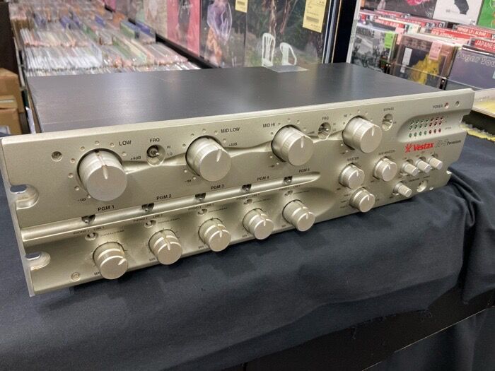 □4/3(金) VESTAXの「R-1 PREMIUM」がUSEDとして入荷！ : ディスク