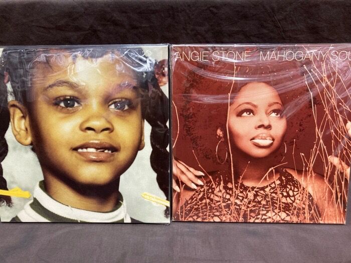 オンライン出品開始しました。＞＞＞JILL SCOTT「 BEAUTIFULLY HUMAN 