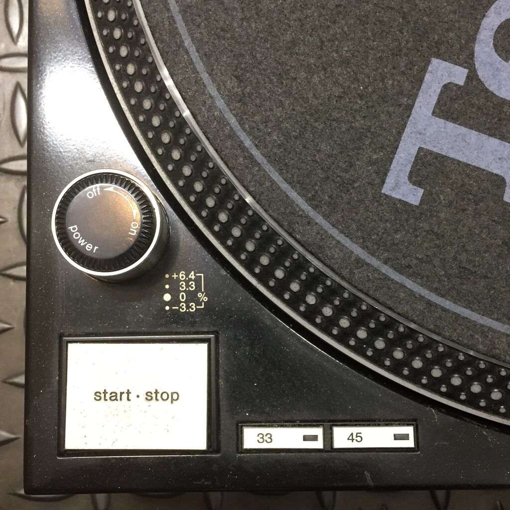 中古 SL1200】TECHNICS SL1200MK5GK × 2台 が入荷 中古 SL1200】TECHNICS SL1200MK5GK × 2台 が入荷