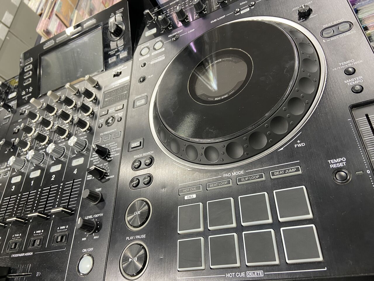PIONEER / XDJ-XZ 中古で入荷しました。 : ディスクユニオン渋谷 PIONEER / XDJ-XZ 中古で入荷しました。 : ディスクユニオン渋谷