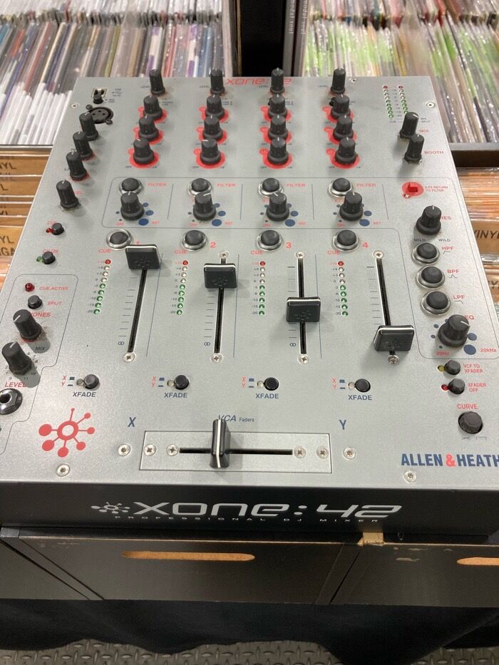□7/2(木) ALLEN&HEATHのDJミキサー「XONE:42」が中古として入荷