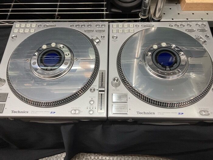 TECHNICSから発売されたCDJ「SL-DZ1200」がUSED機材として入荷 TECHNICSから発売されたCDJ「SL-DZ1200」がUSED機材として入荷