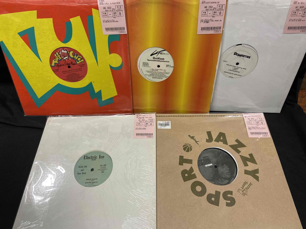 オンライン出品開始しました。>>>90'S CLASSICS~2000年代 オンライン出品開始しました。>>>90'S CLASSICS~2000年代