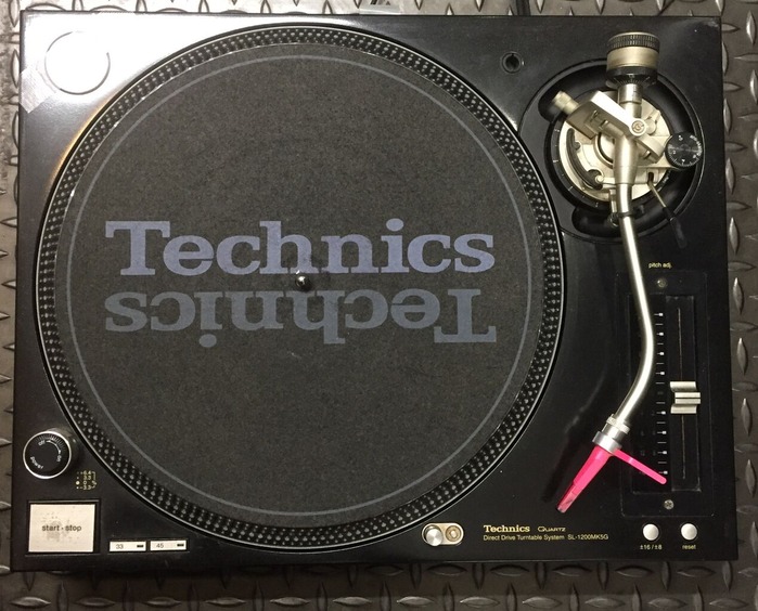 中古 SL1200】TECHNICS SL1200MK5GK × 2台 が入荷 中古 SL1200】TECHNICS SL1200MK5GK × 2台 が入荷