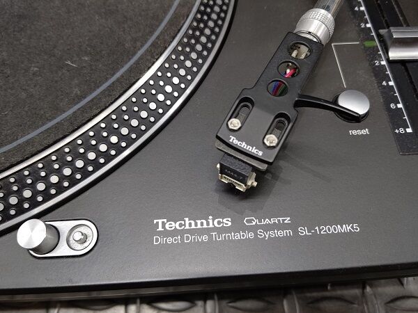 TECHNICS中古ターンテーブル】SL-1200シリーズ絶賛販売中 TECHNICS中古ターンテーブル】SL-1200シリーズ絶賛販売中