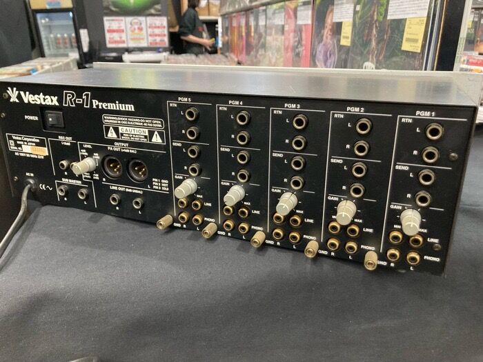 □4/3(金) VESTAXの「R-1 PREMIUM」がUSEDとして入荷！ : ディスク