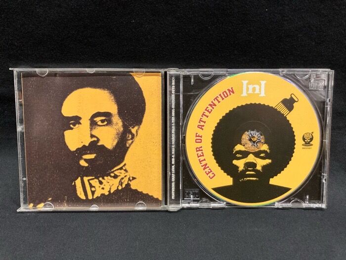 I.N.I.「Center of Attention」 ピンポイント入荷情報