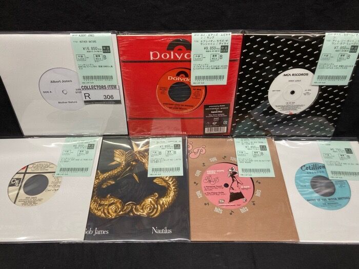 オンライン出品いたしました→2/21 (土) USED 7インチシングル 新入荷